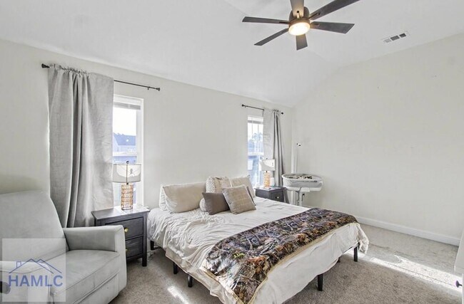 Building Photo - 1052 Grayson Ave