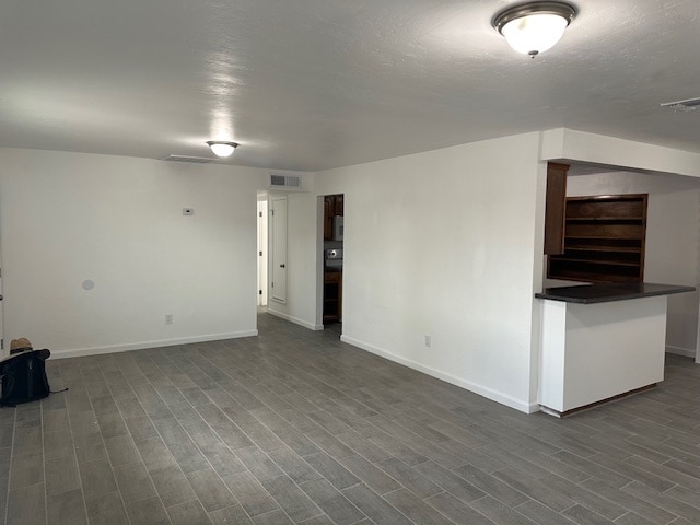 Building Photo - 5455 S 6th Ave