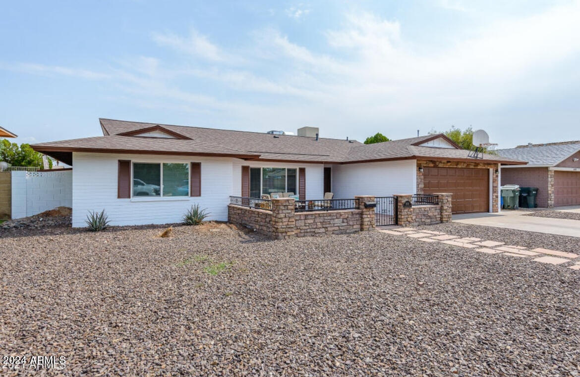 Primary Photo - 3733 W Mandalay Ln