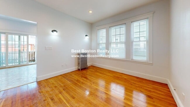 Building Photo - 202 Baker St