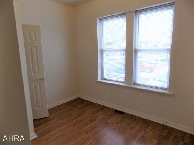 Foto del edificio - 4316 McRee Ave