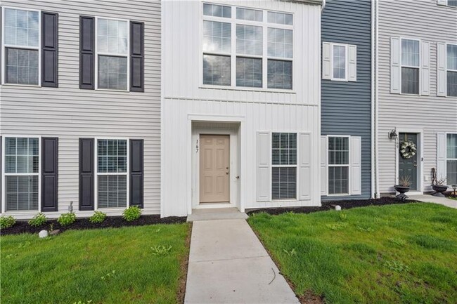 Building Photo - 167 Gress Rd