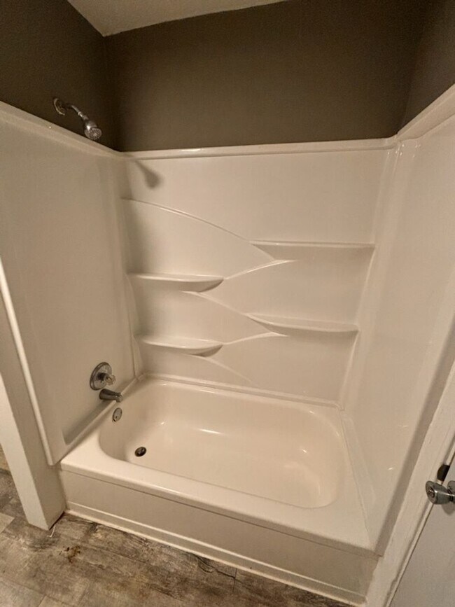 Foto del edificio - 109 S Illinois Ave