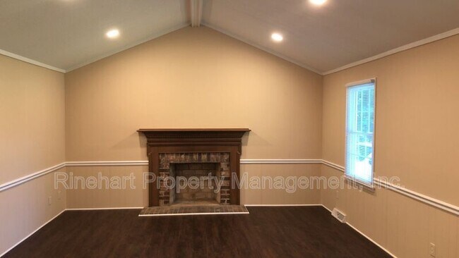 Building Photo - 2260 Terrell Pl