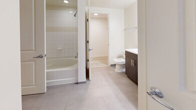 Interior Photo - 1301 Thomas Circle
