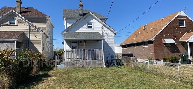 Building Photo - 526 Brandt St