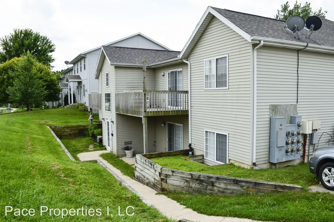 Foto del edificio - 2 br, 1 bath Apartment - 531 - 597 Potter St