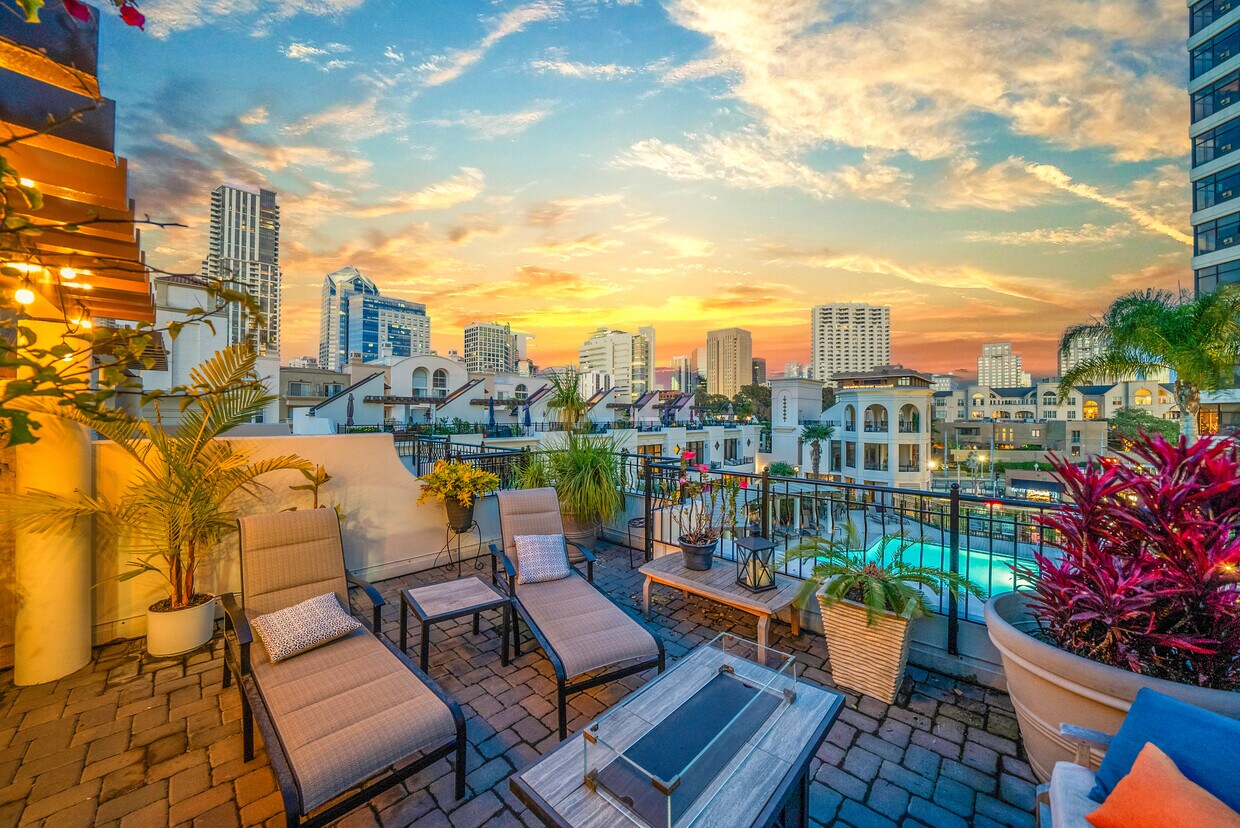 Foto principal - 700 W Harbor Dr