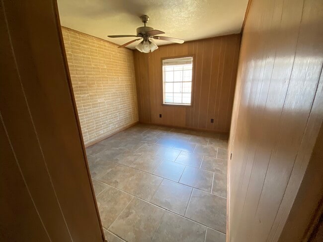 Foto del edificio - 1033 Giovanni St