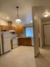 Building Photo - 15106 105th Ave Ct E