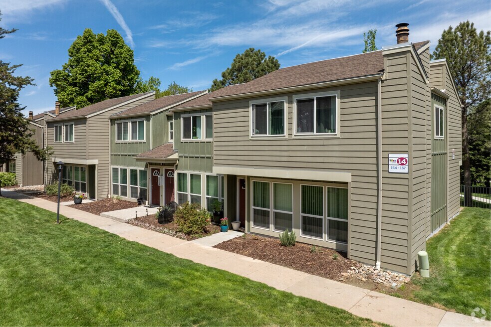 The Girard at Cherry Hills