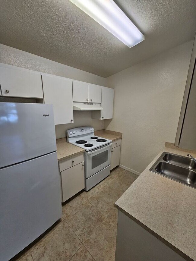 Foto del edificio - 531 NE 28th Ave