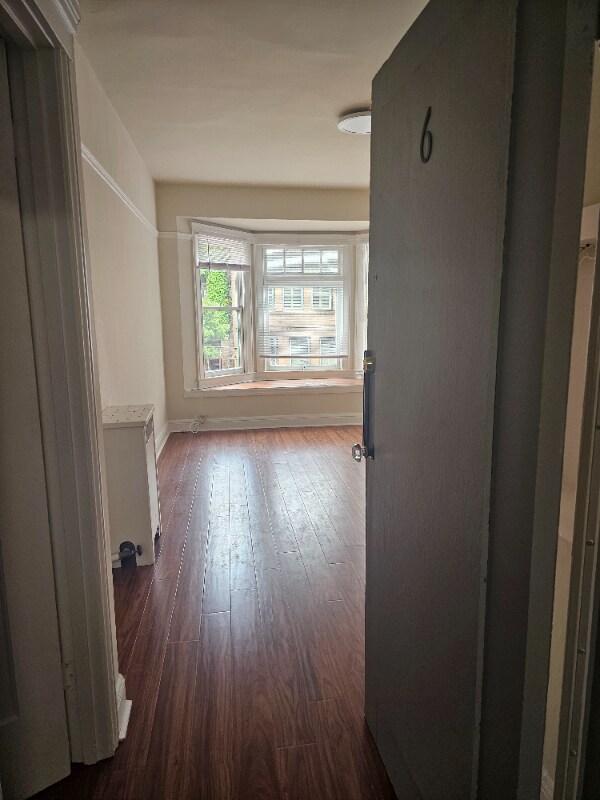Primary Photo - 1025 Powell St