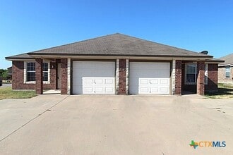 Building Photo - 2915 Sunflower Trail
