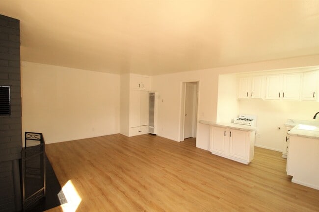 Foto del edificio - Midtown Ventura Studio with Great Amenities!