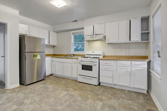 Foto del edificio - 7517 Franklin St