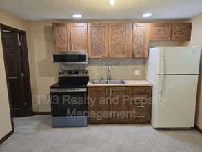 Building Photo - 15912 W 154th St
