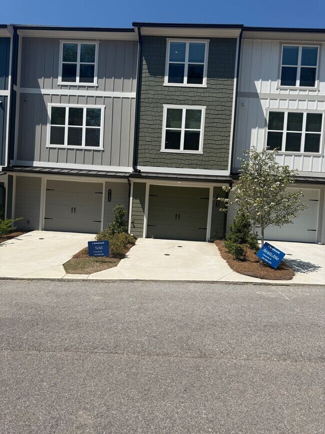 Building Photo - 4162 Tillie Cir