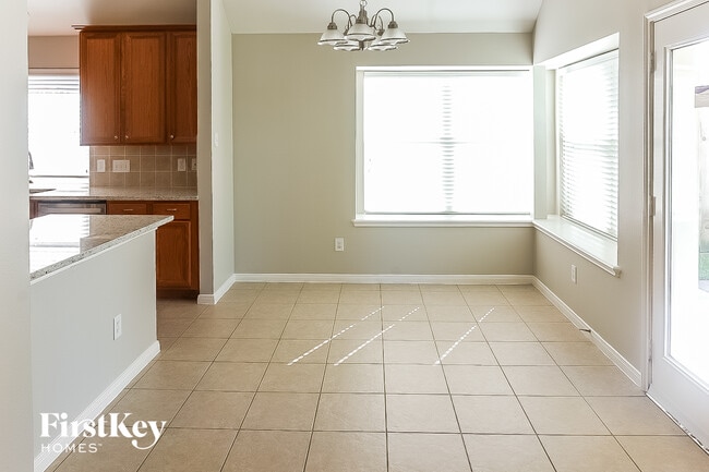 Building Photo - 16115 Fleethaven Ln