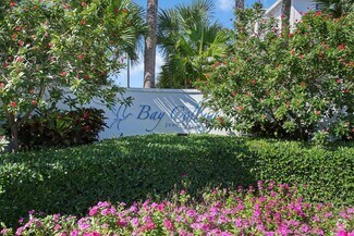Building Photo - 112 Bay Colony Dr N