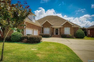 Building Photo - 105 Brac Cir SW