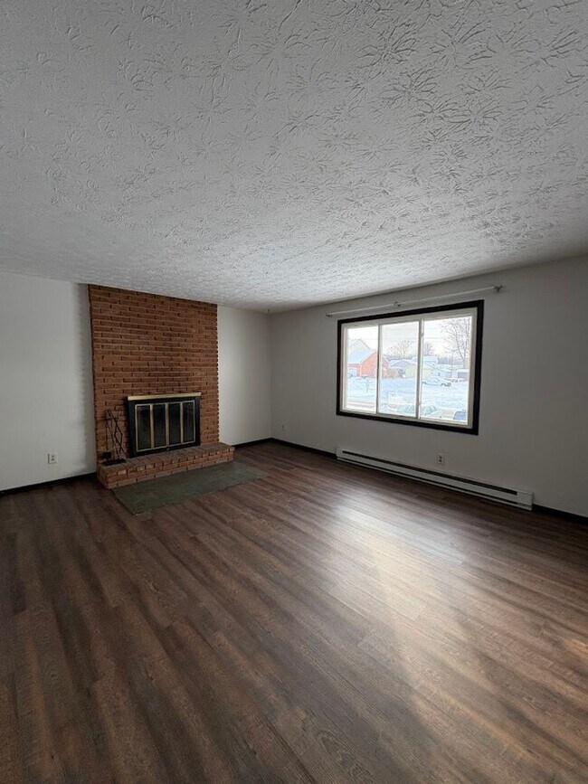 Foto del edificio - 74 Briarcliff Ave