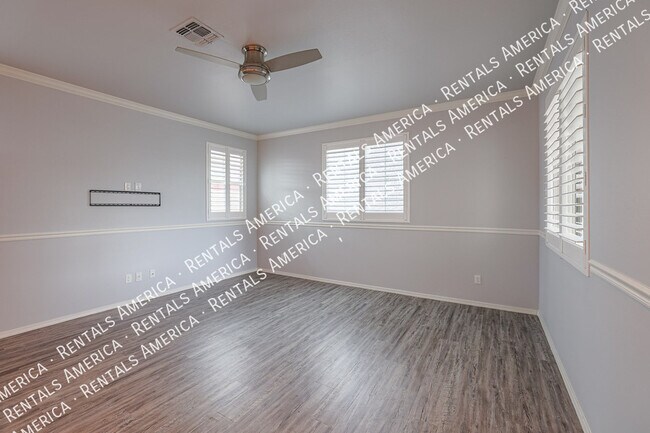 Foto del edificio - 2810 N 73rd Dr