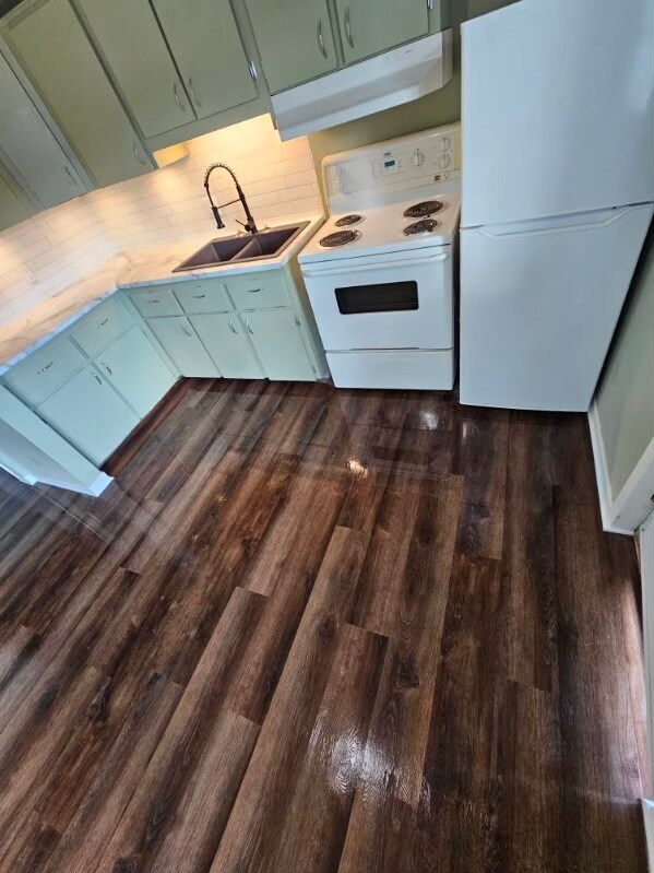 Photo du bâtiment - 10437 Rue Principale