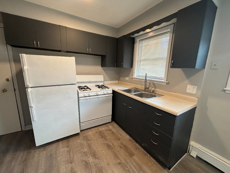 Foto principal - 2057-2068 W 135th St