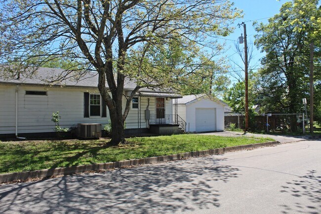 Foto del edificio - Alcoa City Rental Available Now