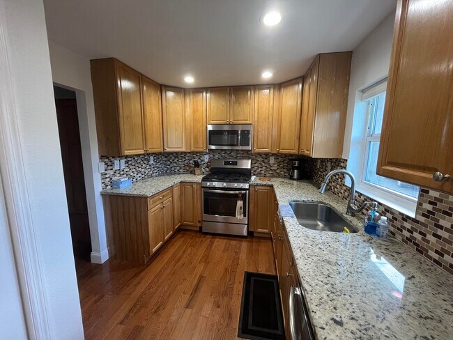 Foto del edificio - 6404 SW Woodham St