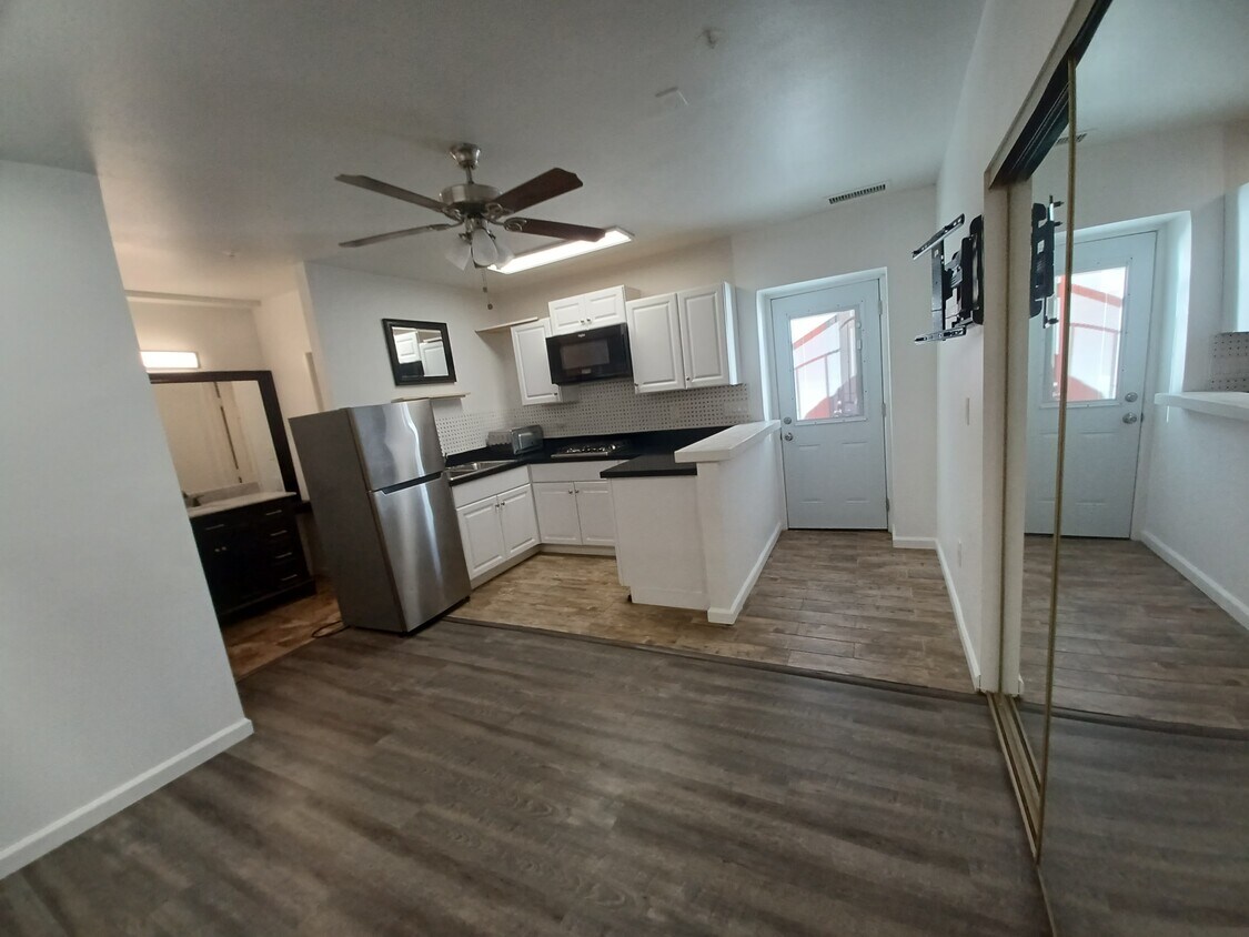 2036 Ramona Ave Unit Apartment, Spring Valley, CA 91977 Apartments in