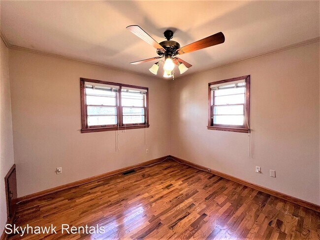 Building Photo - 3 br, 1 bath House - 421 Parrish Street