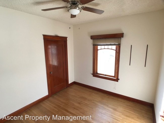 Building Photo - 2484 Capitan Ave