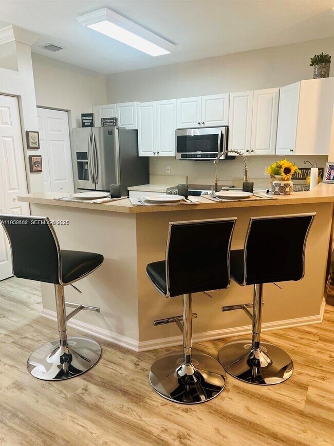 Foto del edificio - 4508 SW 160th Ave