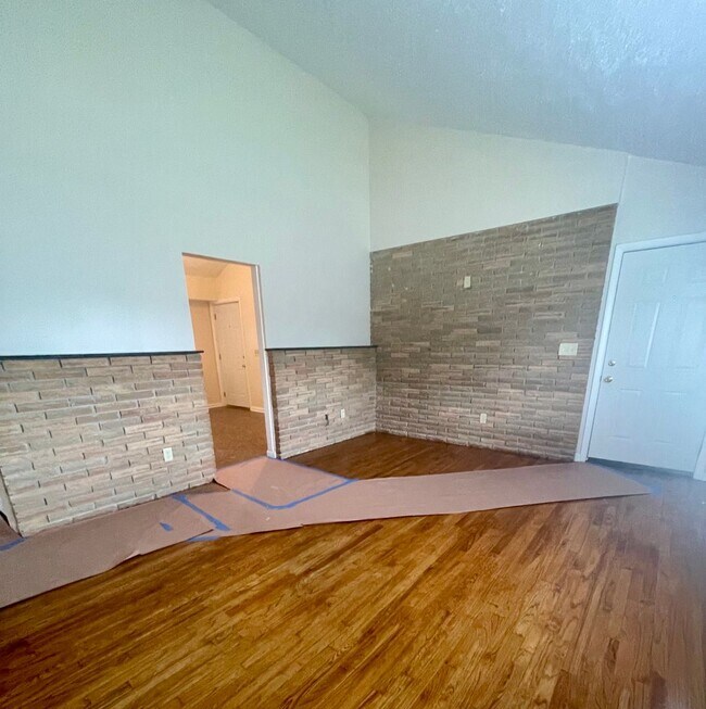 Foto del edificio - 3327 Roosevelt Boulevard Multi Unit