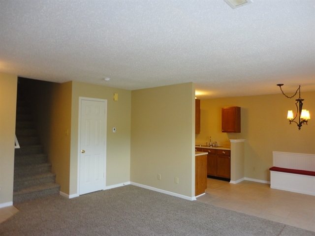 Building Photo - 2411 Collins Way