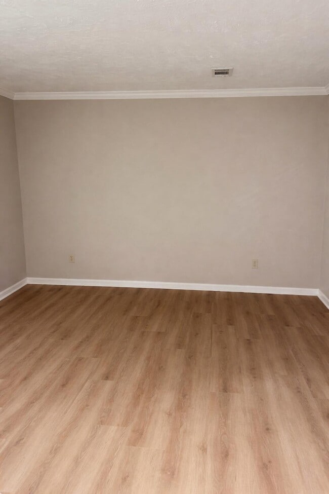 Building Photo - 107 Old Lemons Mill Ct