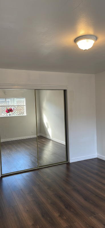 Building Photo - 10155 Santa Clara Ave