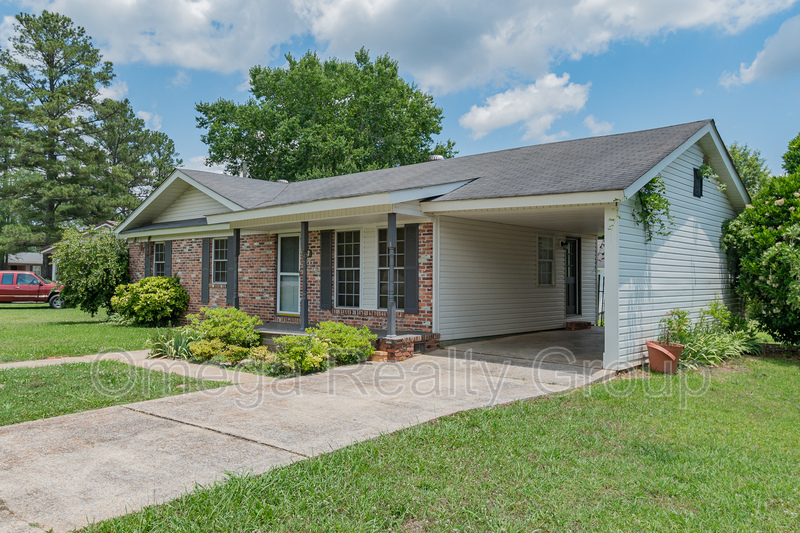 Primary Photo - 117 Franklin Dr N