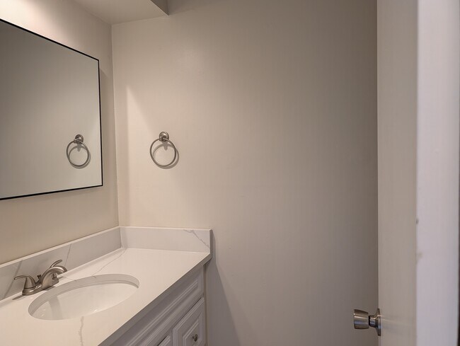 Foto del edificio - 3784 Cedarwood Ct