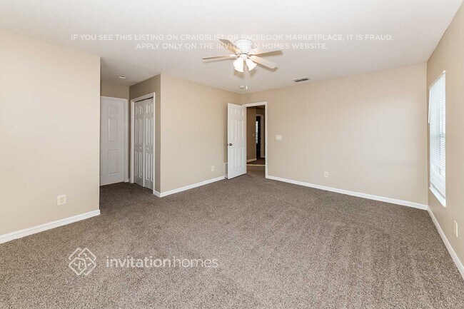 Foto del edificio - 10229 36th Ct E