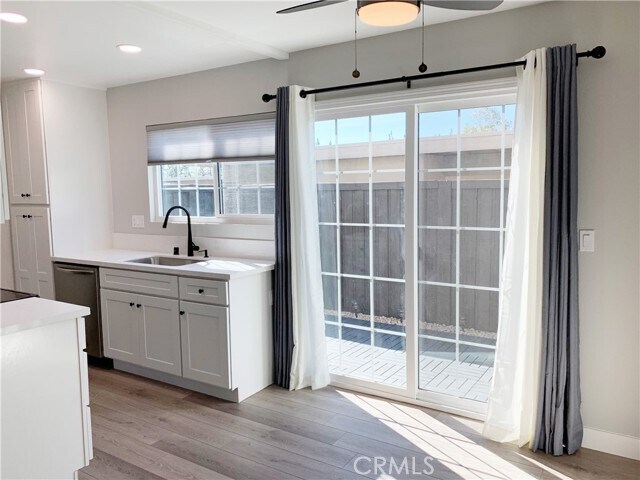 Building Photo - 55 Streamwood
