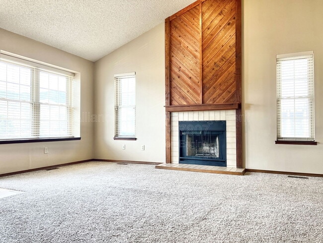 Photo - 5589 Tamworth Dr Townhome