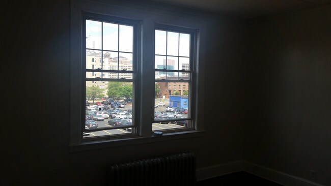 Building Photo - 108 Wadsworth St