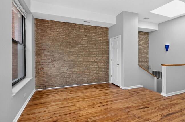 Foto del edificio - 1422 W Taylor St