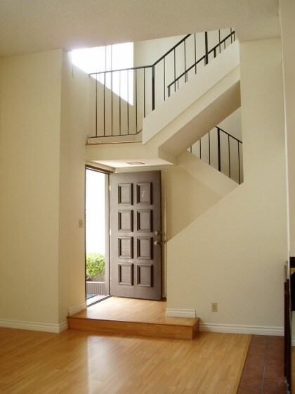 Primary Photo - 417 N Jackson St