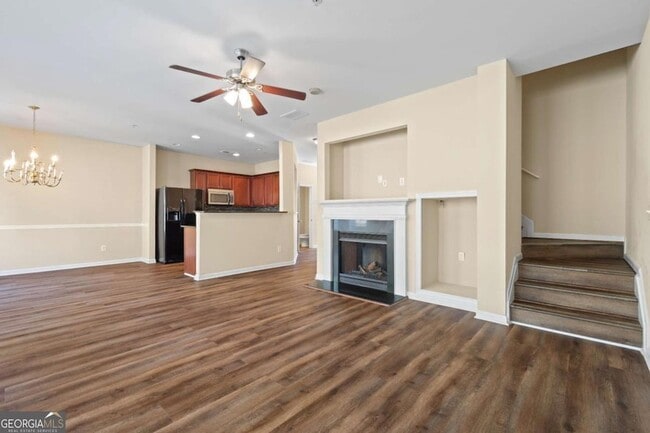 Building Photo - 3323 Castleberry Rd