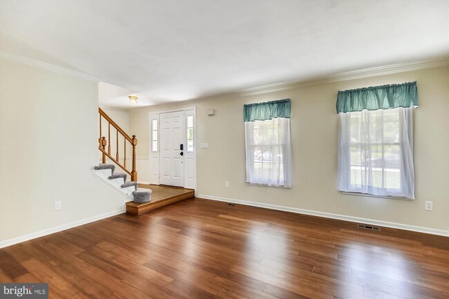Building Photo - 13845 Springstone Dr