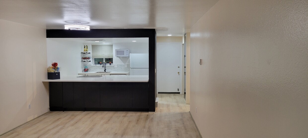 Photo - 9302 Redmond - Woodinville Rd NE (Redmond, WA)